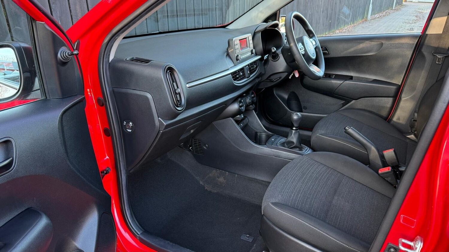 Used Kia Picanto 2022 for sale - 76652389: Photo 24