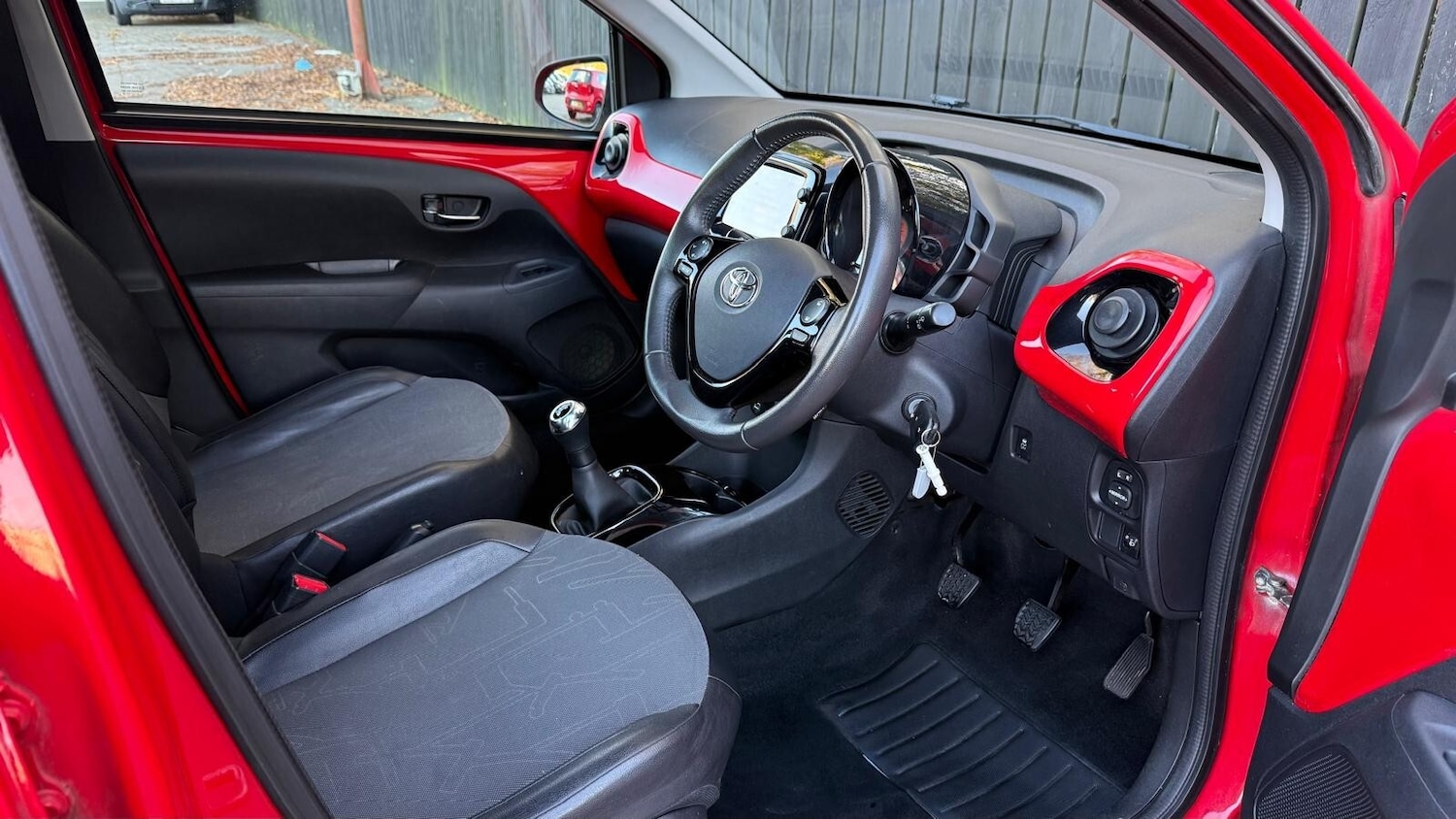 Used Toyota AYGO 2014 for sale - 76623016: Photo 22