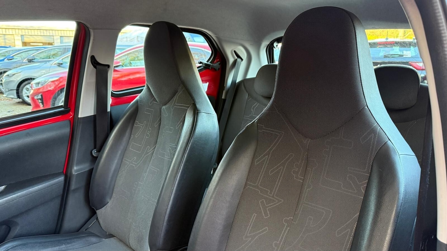 Used Toyota AYGO 2014 for sale - 76623016: Photo 25