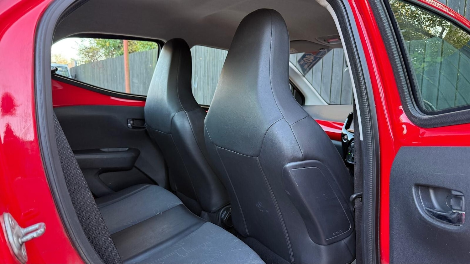 Used Toyota AYGO 2014 for sale - 76623016: Photo 26