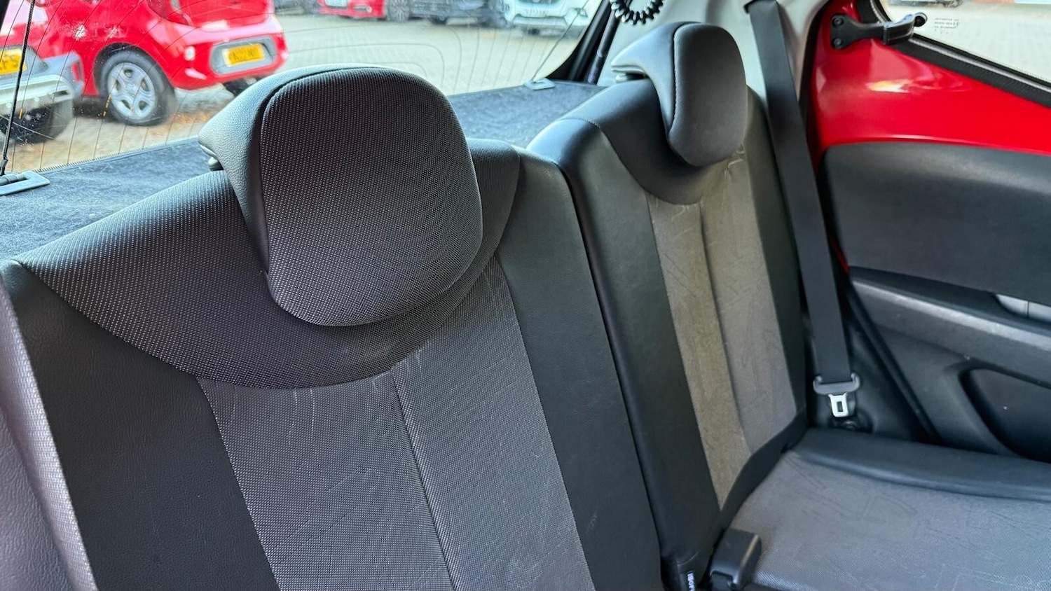 Used Toyota AYGO 2014 for sale - 76623016: Photo 27