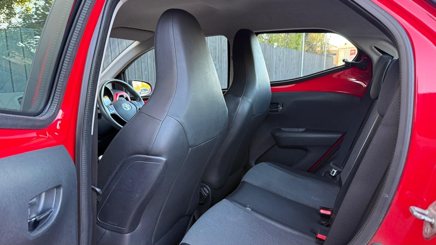 Used Toyota AYGO 2014 for sale - 76623016: Photo 28