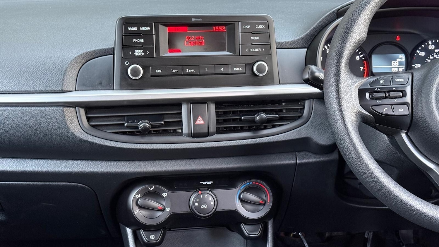 Used Kia Picanto 2022 for sale - 76622988: Photo 17