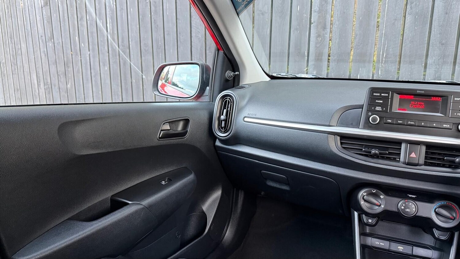 Used Kia Picanto 2022 for sale - 76622988: Photo 19