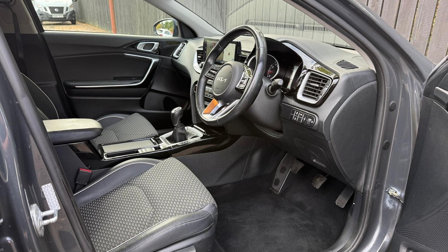 Used Kia XCeed 2022 for sale - 76622989: Photo 24