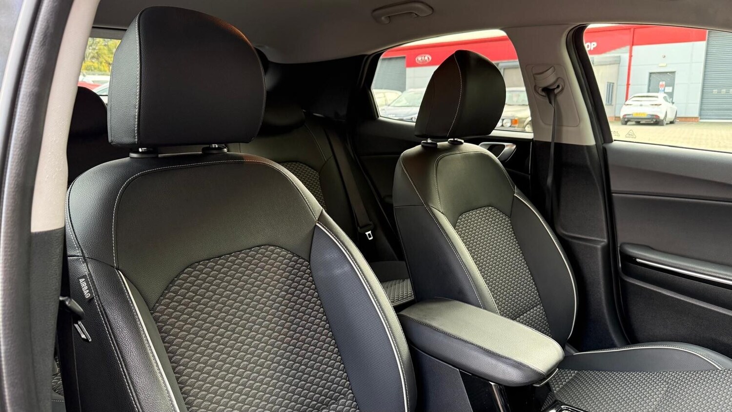 Used Kia XCeed 2022 for sale - 76622989: Photo 25