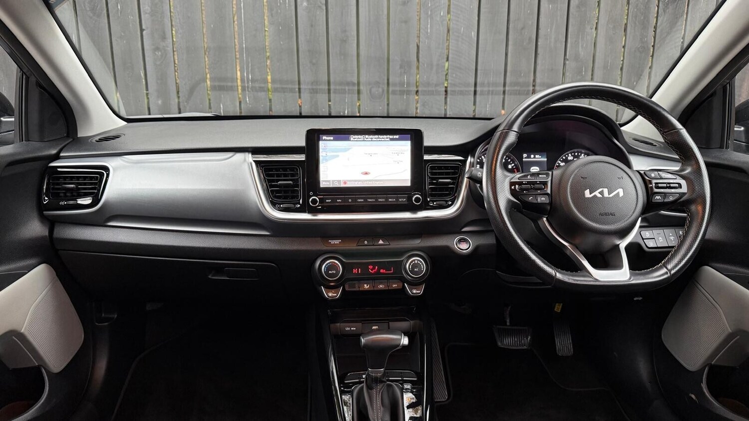 Used Kia Stonic 2022 for sale - 76623011: Photo 15