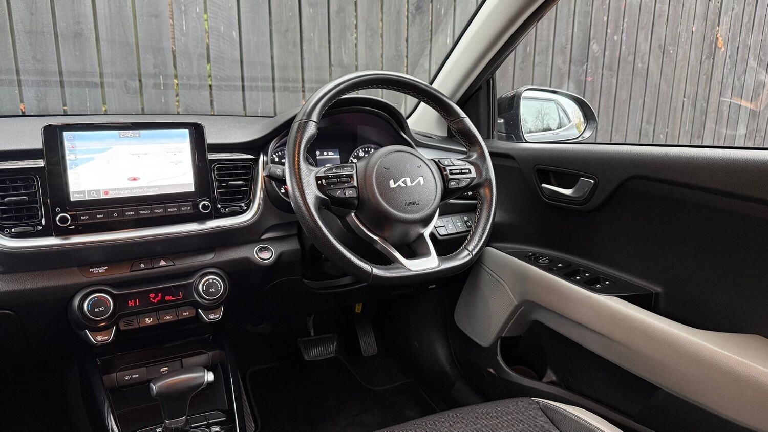 Used Kia Stonic 2022 for sale - 76623011: Photo 16