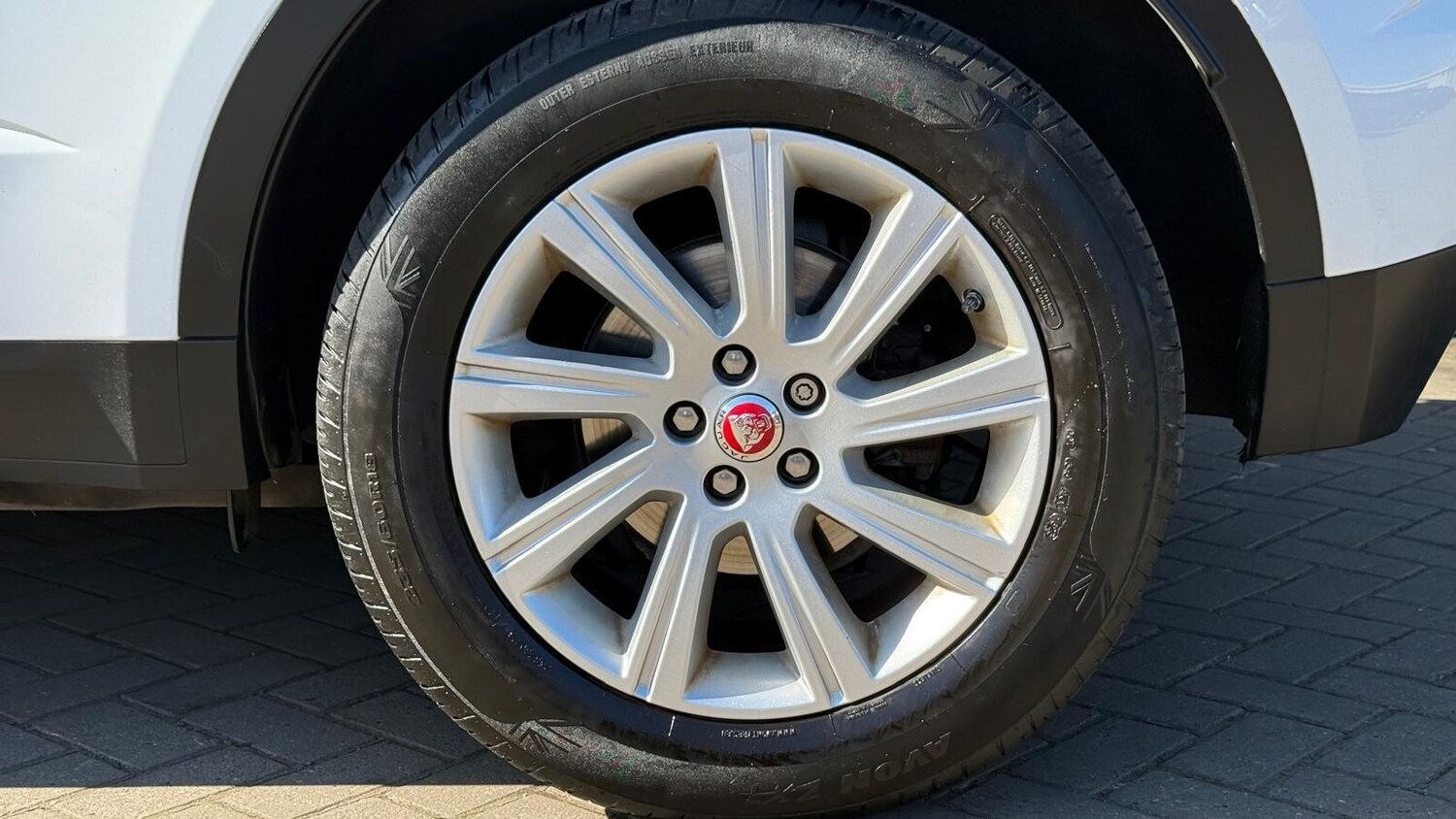 Used Jaguar E-Pace 2018 for sale - 76622935: Photo 17