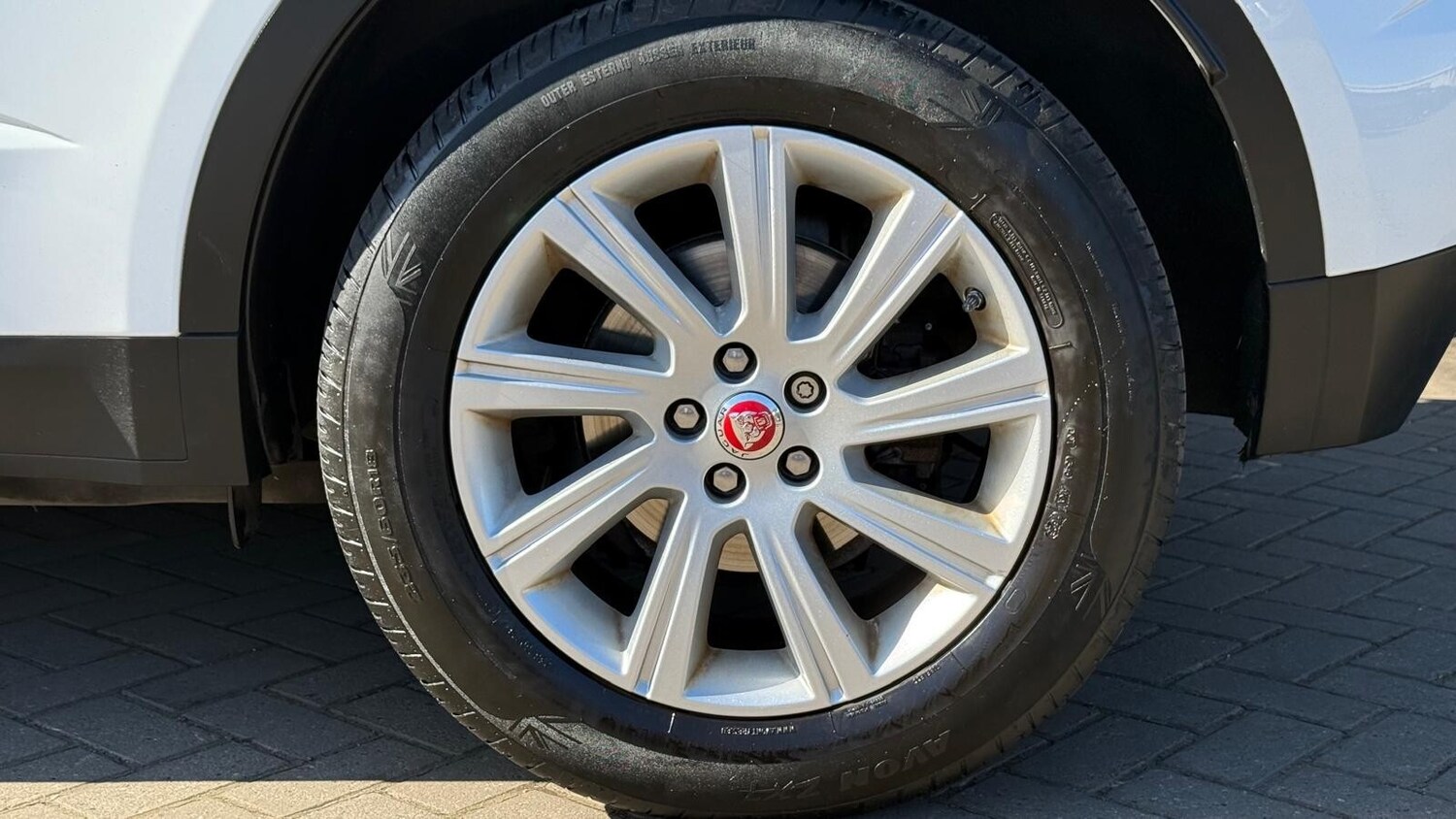 Used Jaguar E-Pace 2018 for sale - 76622935: Photo 19