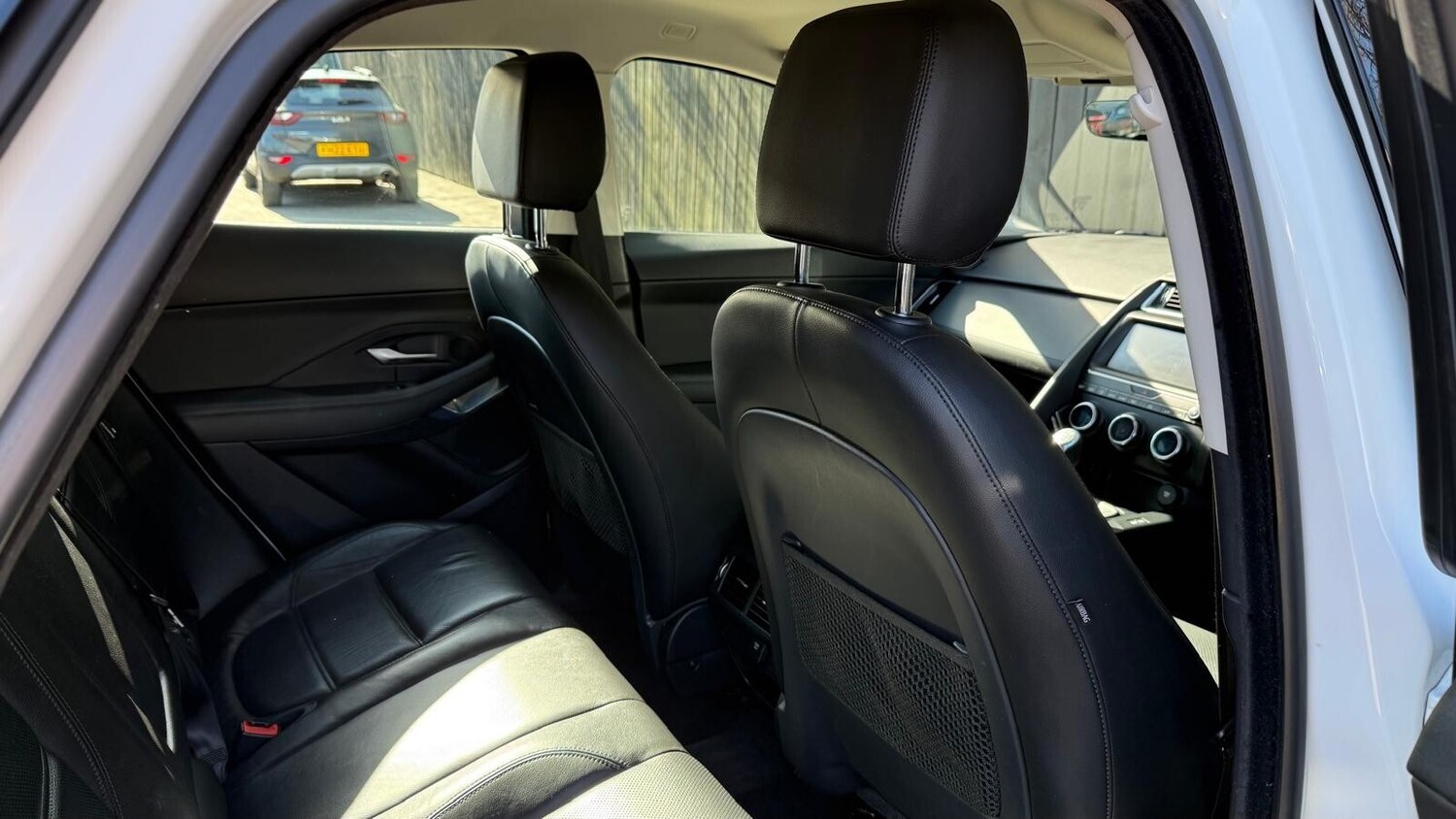 Used Jaguar E-Pace 2018 for sale - 76622935: Photo 31