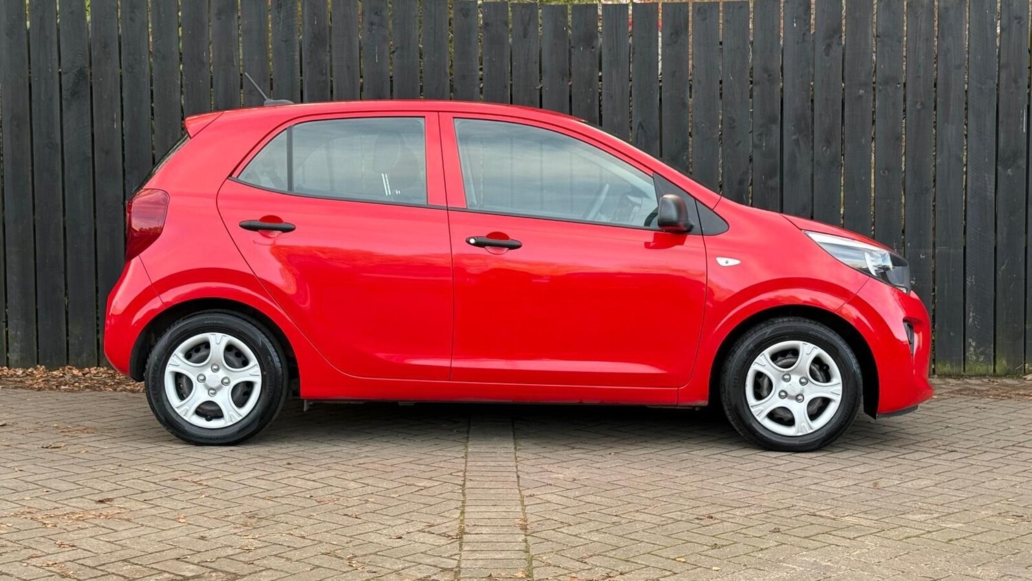 Used Kia Picanto 2022 for sale - 76647924: Photo 11