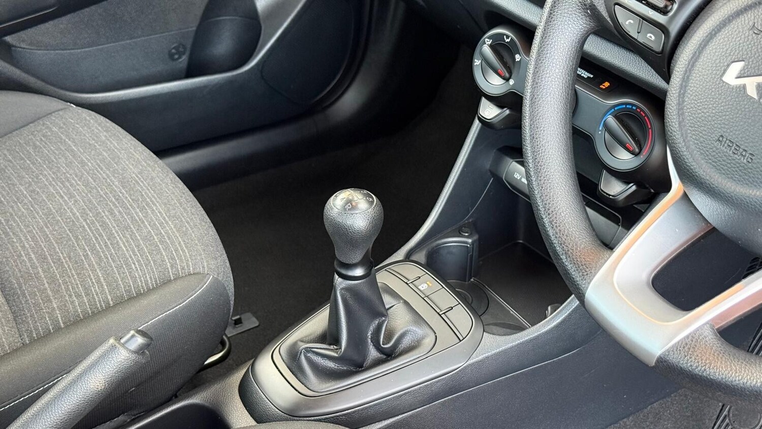 Used Kia Picanto 2022 for sale - 76647924: Photo 21