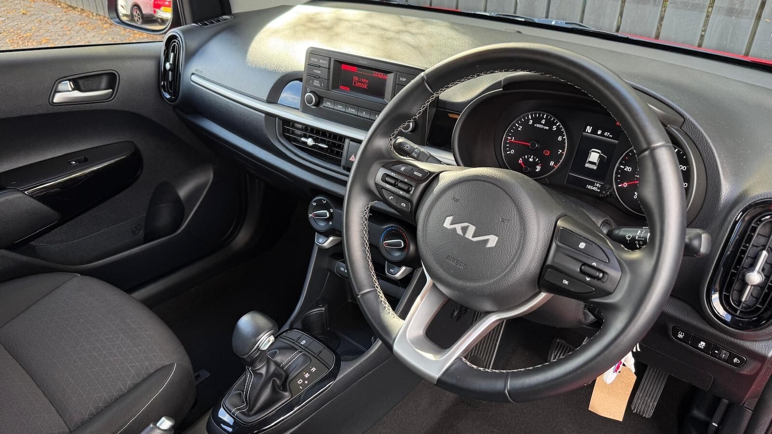 Used Kia Picanto 2022 for sale - 76622990: Photo 20