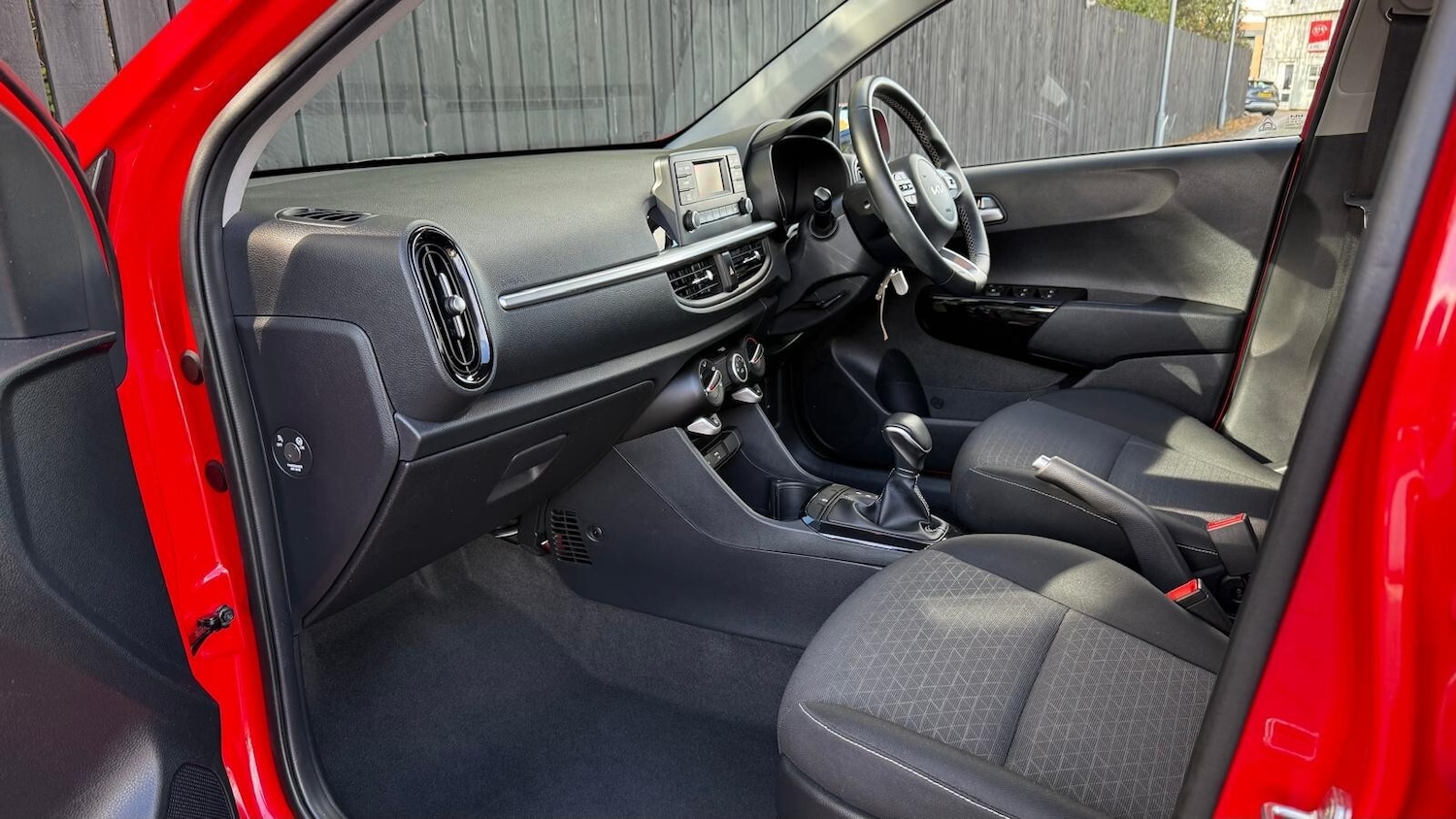 Used Kia Picanto 2022 for sale - 76622990: Photo 24