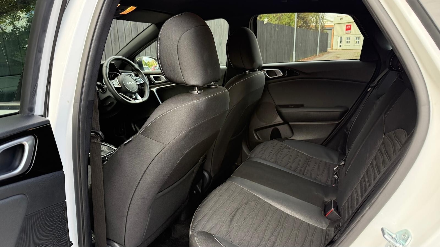 Used Kia Ceed 2025 for sale - 76630154: Photo 29