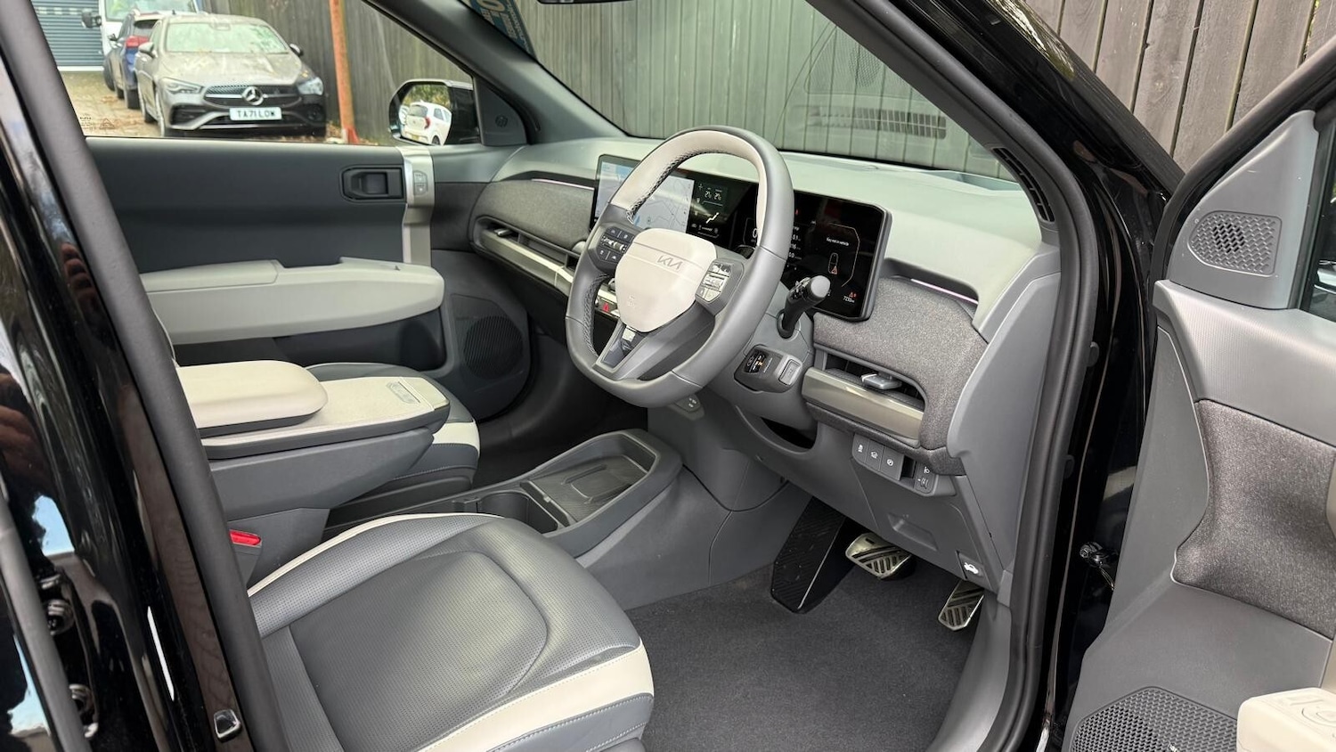 Used Kia EV3 2025 for sale - 76691616: Photo 28