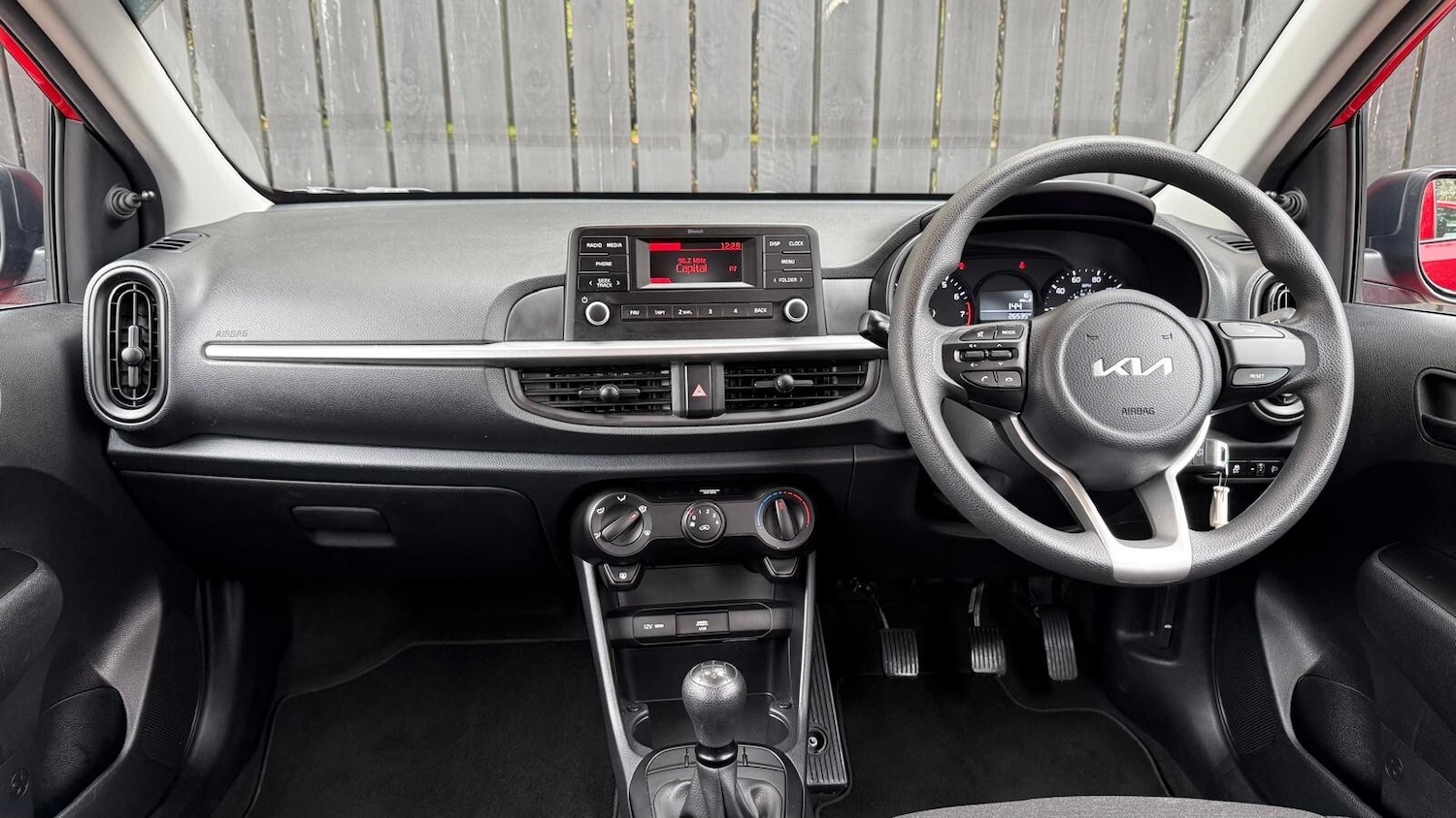 Used Kia Picanto 2022 for sale - 76622995: Photo 14