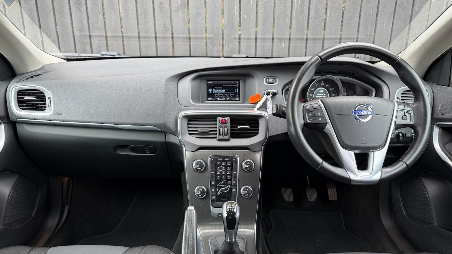 Used Volvo V40 2016 for sale - 76622950: Photo 14