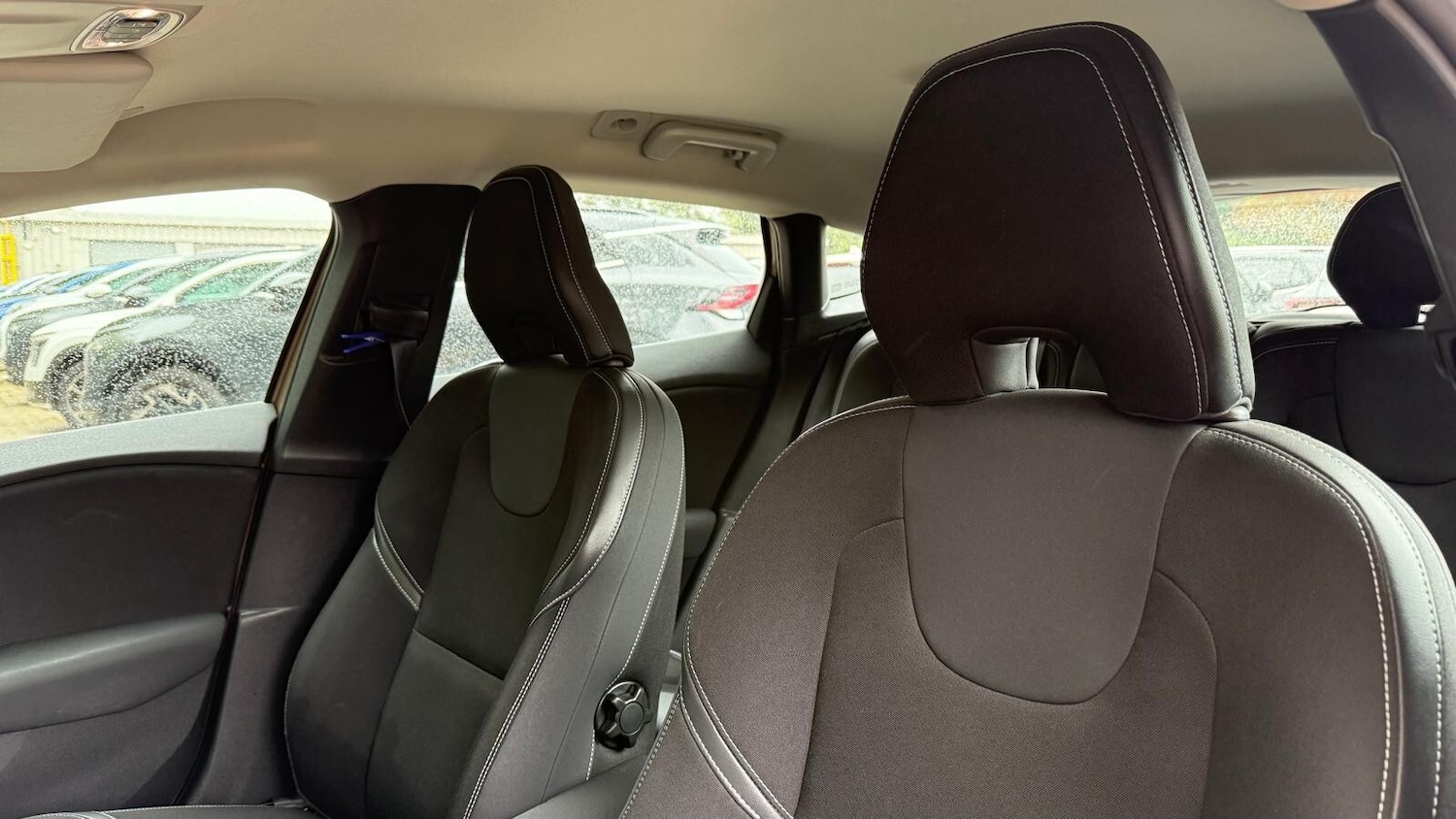 Used Volvo V40 2016 for sale - 76622950: Photo 25