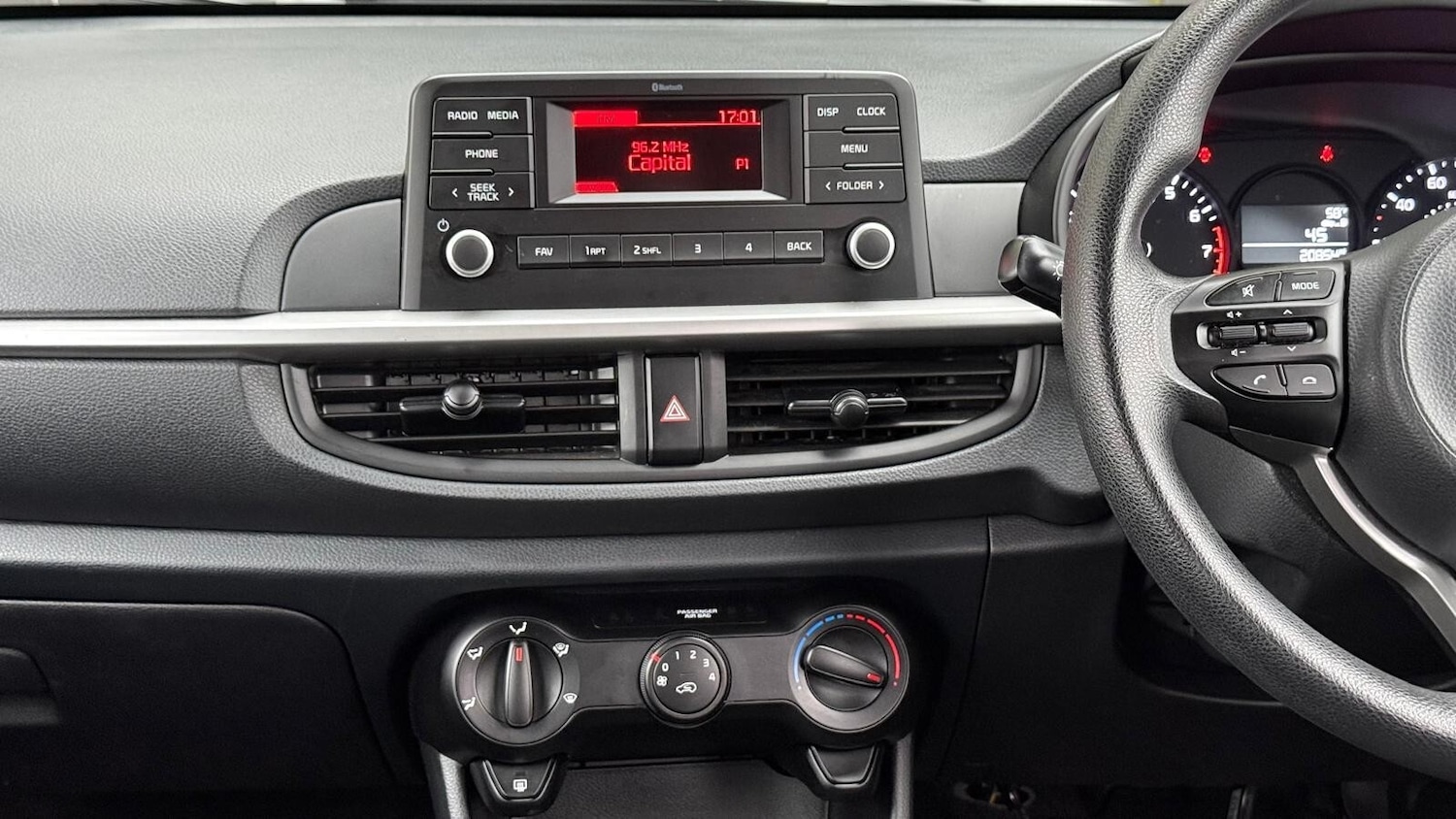 Used Kia Picanto 2021 for sale - 76622997: Photo 17