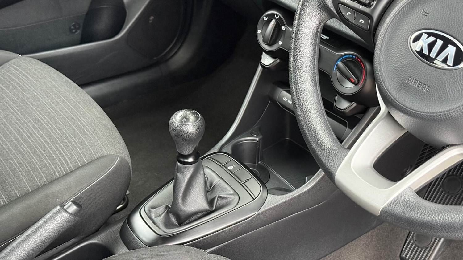 Used Kia Picanto 2021 for sale - 76622997: Photo 21