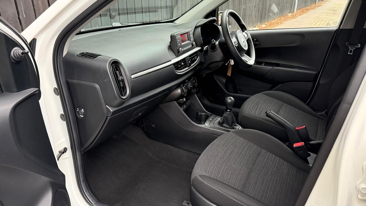 Used Kia Picanto 2021 for sale - 76622997: Photo 24