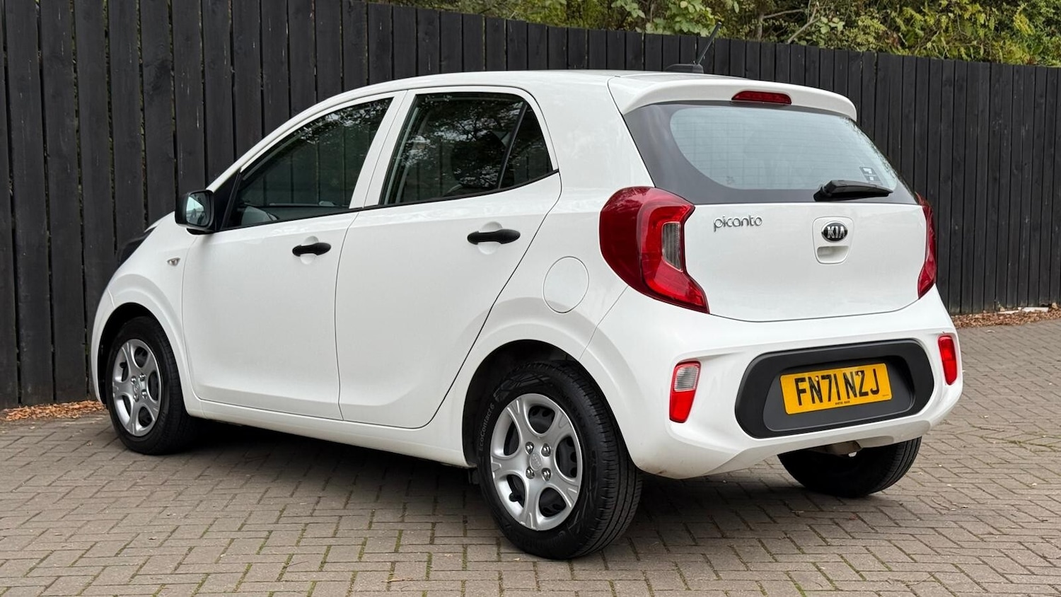 Used Kia Picanto 2021 for sale - 76622997: Photo 6