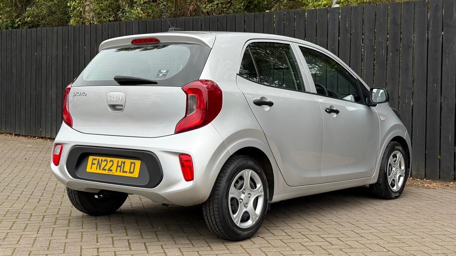 Used Kia Picanto 2022 for sale - 76622998: Photo 10