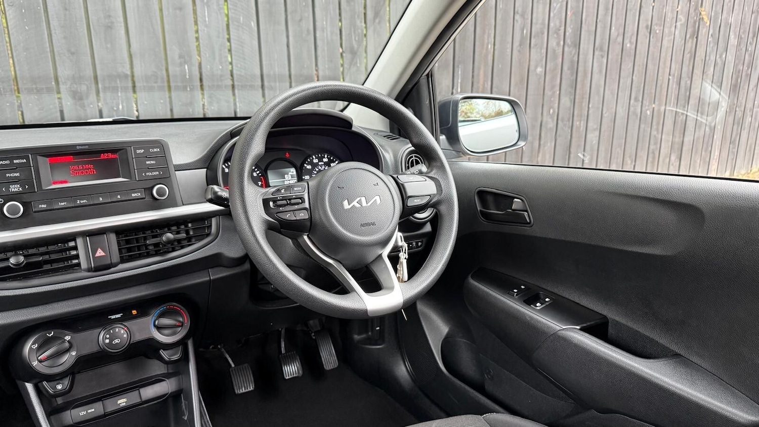 Used Kia Picanto 2022 for sale - 76622998: Photo 15