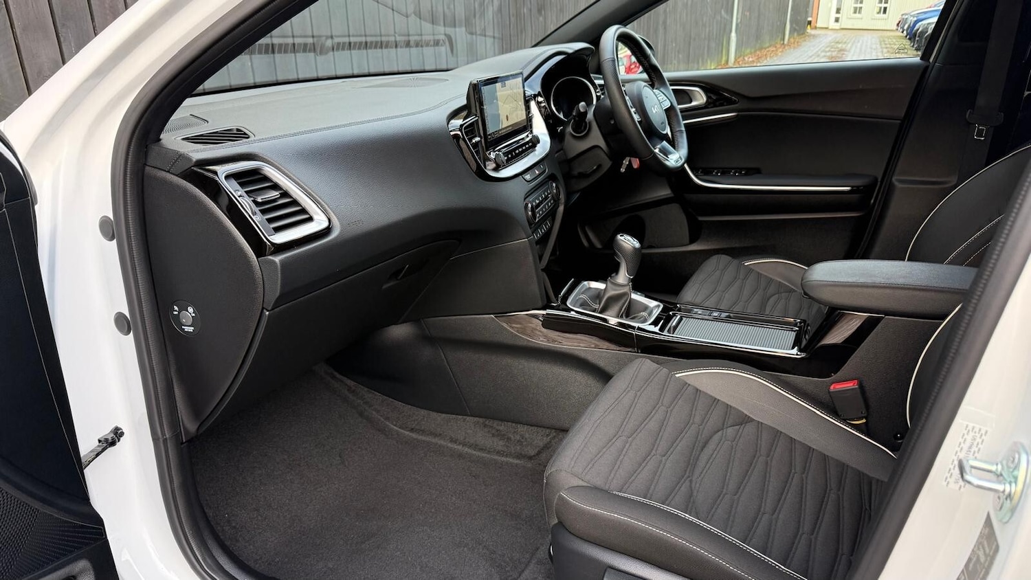 Used Kia Ceed 2025 for sale - 76722256: Photo 27