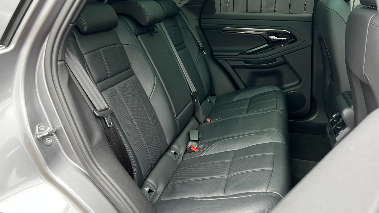 Used Land Rover Range Rover Evoque 2021 for sale - 76622939: Photo 31