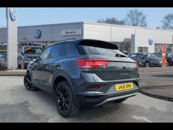 Used Volkswagen T-Roc 2021 for sale - 75345924: Photo