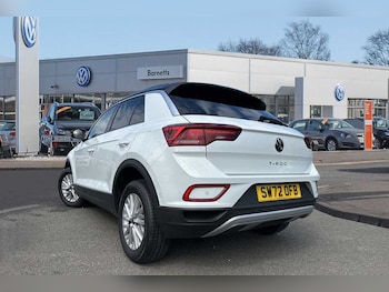 Used Volkswagen T-Roc 2022 for sale - 75345923: Photo
