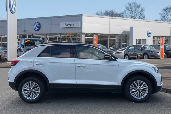 Used Volkswagen T-Roc 2022 for sale - 75345923: Photo 4