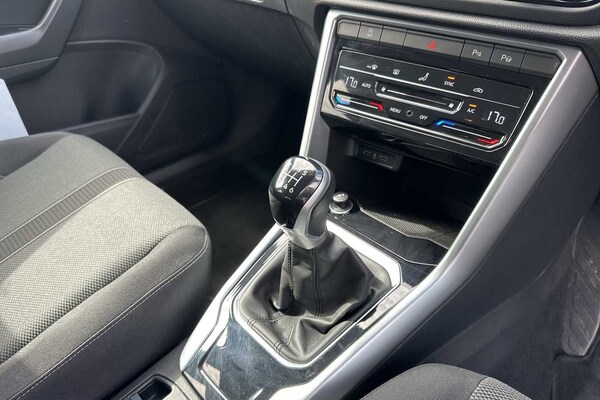 Used Volkswagen T-Roc 2022 for sale - 75345923: Photo 8