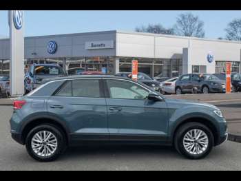 Used Volkswagen T-Roc 2022 for sale - 74897638: Photo