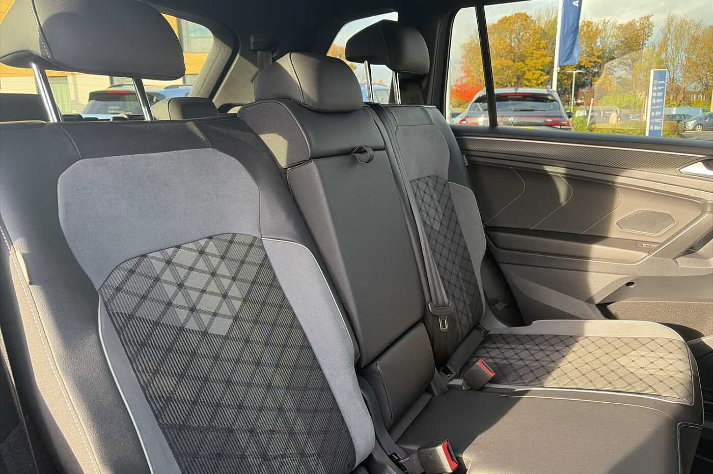 Used Volkswagen Tiguan Allspace 2023 for sale - 76438172: Photo 9