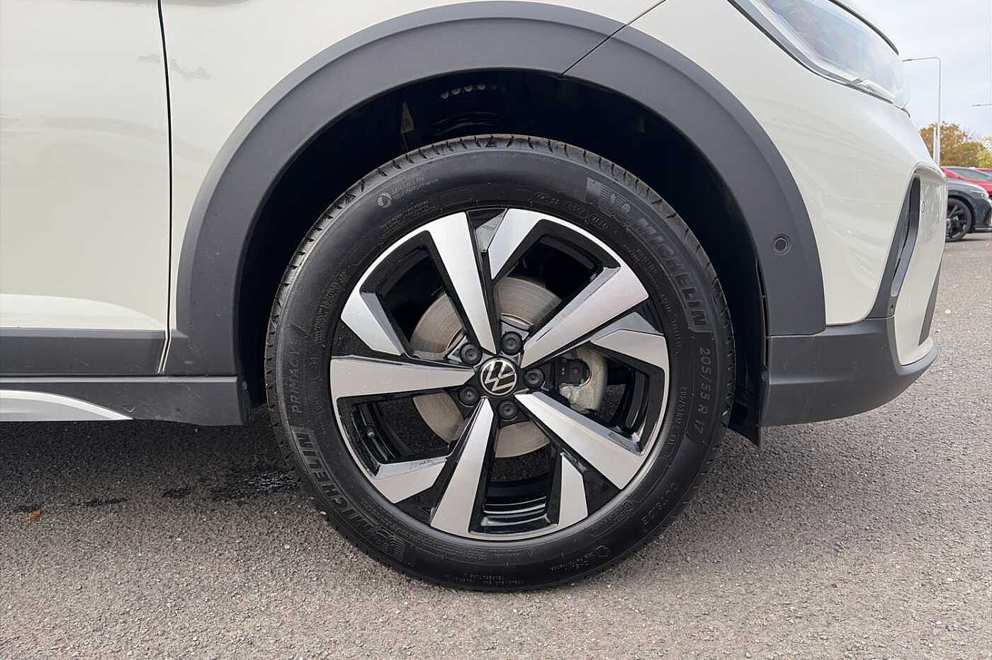 Used Volkswagen Taigo 2025 for sale - 76116911: Photo 5