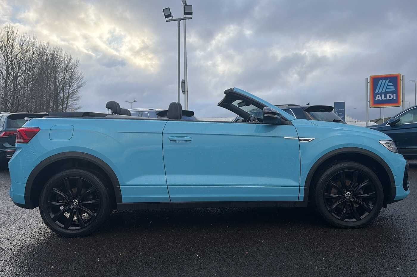 Used Volkswagen T-Roc 2024 for sale - 76696507: Photo 4