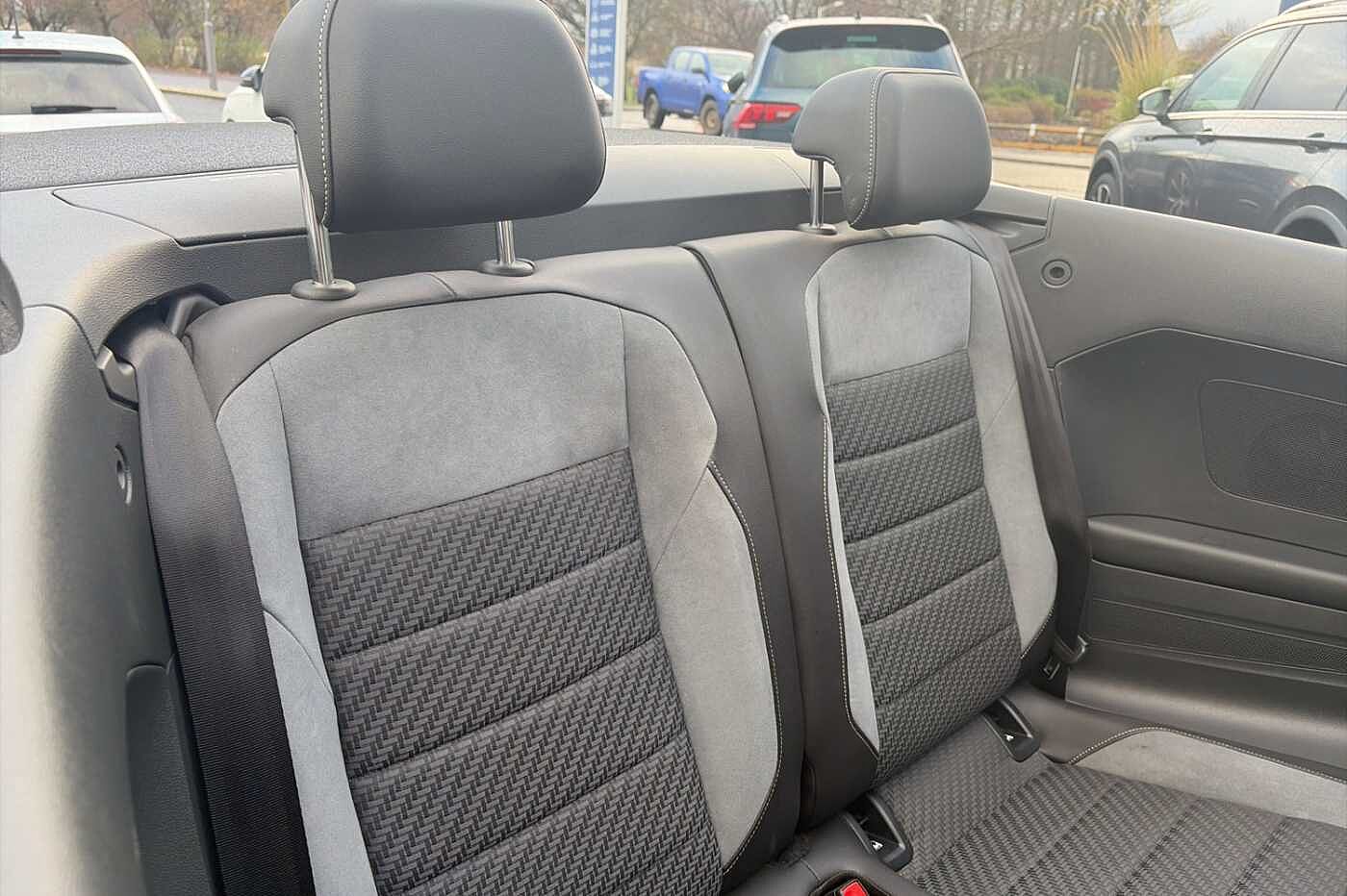 Used Volkswagen T-Roc 2024 for sale - 76696507: Photo 9