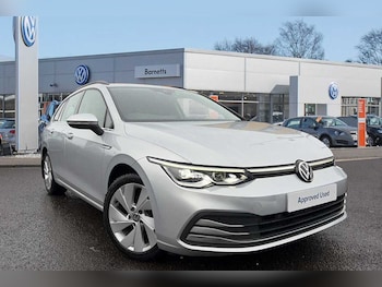 Used Volkswagen Golf 2021 for sale - 76854650: Photo