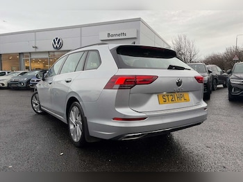 Used Volkswagen Golf 2021 for sale - 76854650: Photo