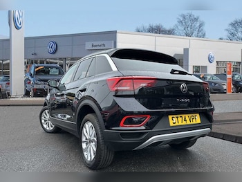 Used Volkswagen T-Roc 2025 for sale - 75542551: Photo