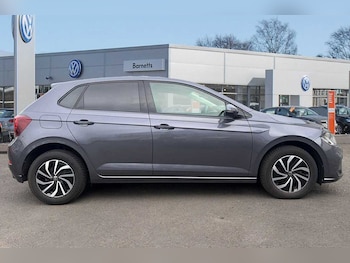 Used Volkswagen Polo 2022 for sale - 76146171: Photo