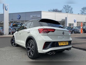 Used Volkswagen T-Roc 2025 for sale - 75300520: Photo