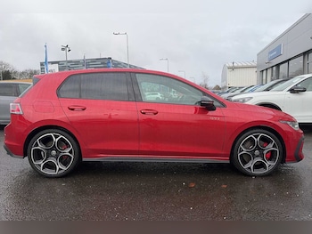 Used Volkswagen Golf 2025 for sale - 77339459: Photo