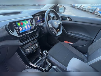 Used Volkswagen T-Cross 2022 for sale - 76907937: Photo