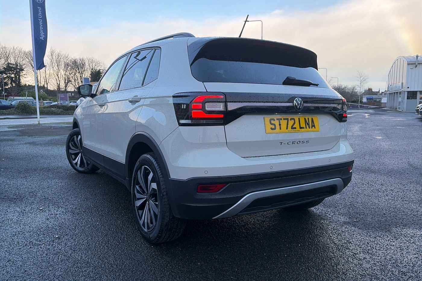 Used Volkswagen T-Cross 2022 for sale - 76907937: Photo 3