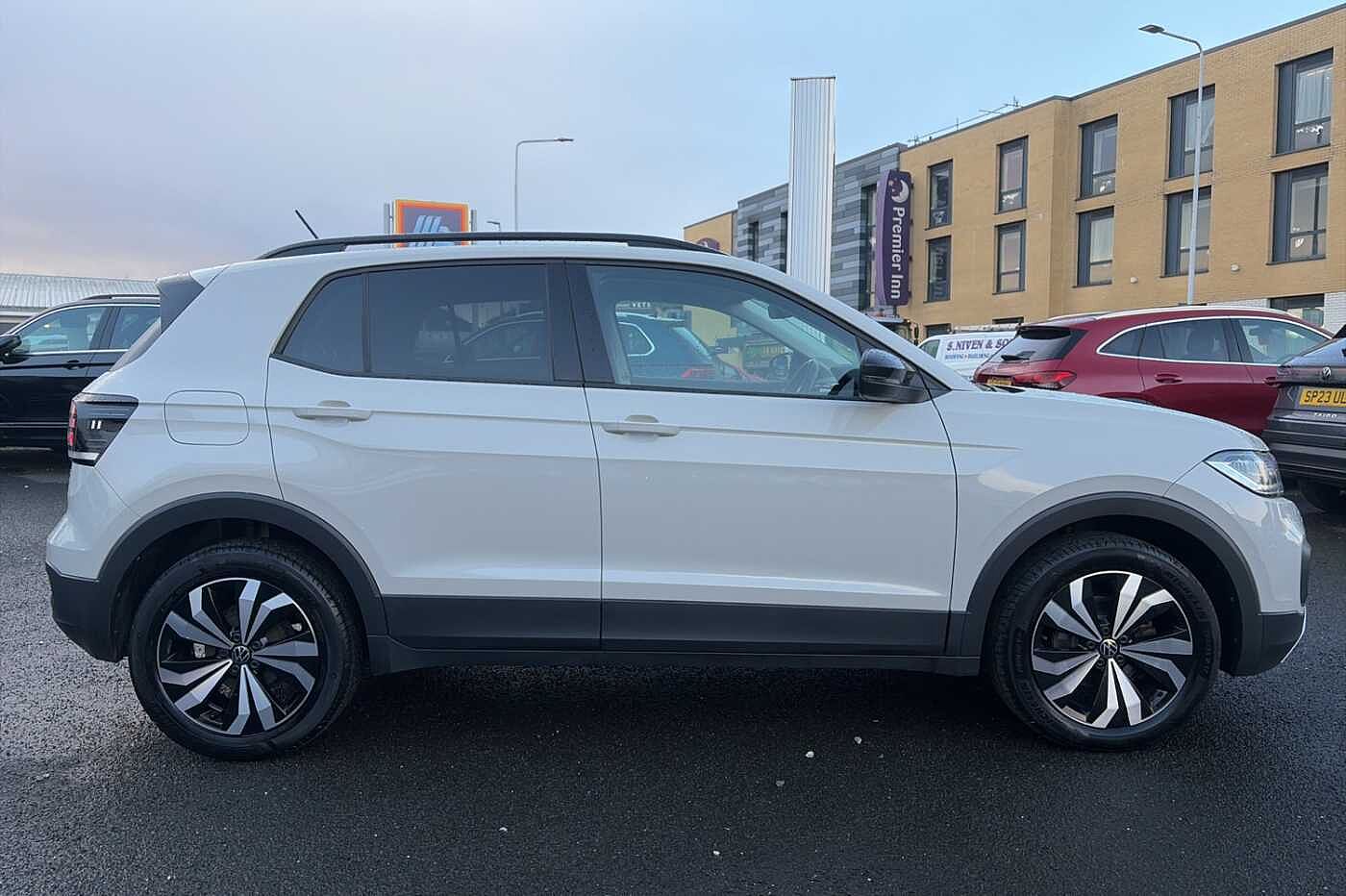 Used Volkswagen T-Cross 2022 for sale - 76907937: Photo 4